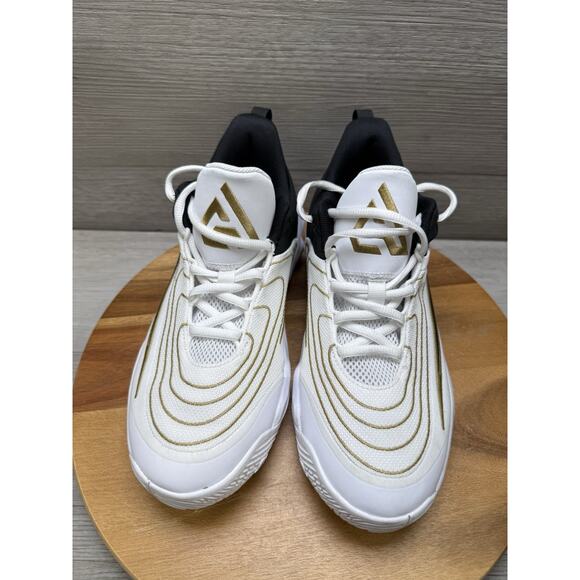 Nike Giannis Immortality 4 GS Championship Basketball Shoe FZ6734-100 Kids 7Y - Picture 3 of 10